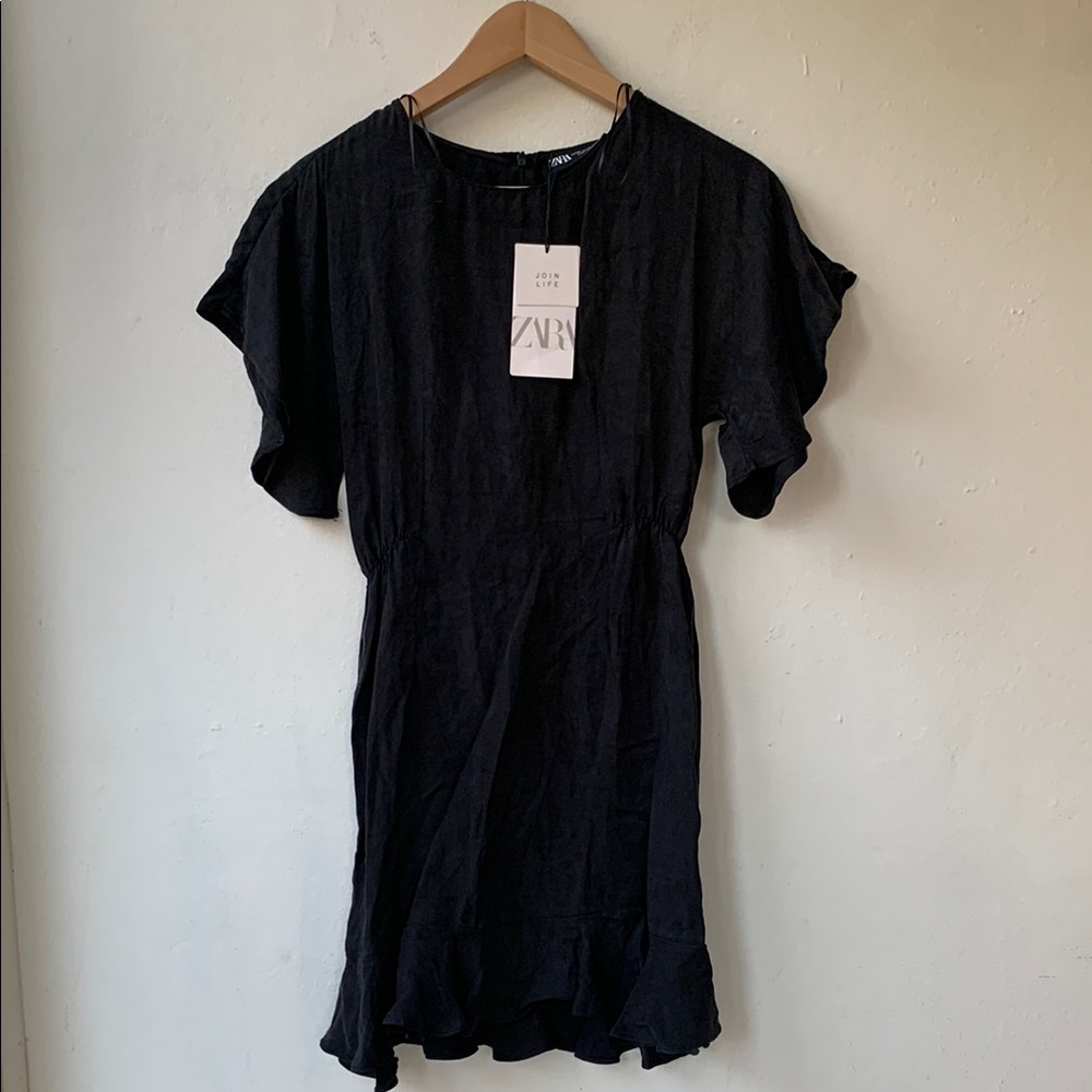 Zara Elegant Black Dress with Ruffle Detail